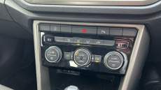 Volkswagen T-Roc 1.5 TSI EVO SE 5dr DSG Petrol Hatchback